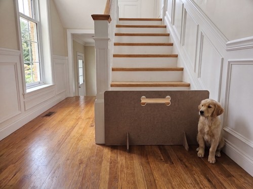 Freestanding wooden dog - wooden, gate